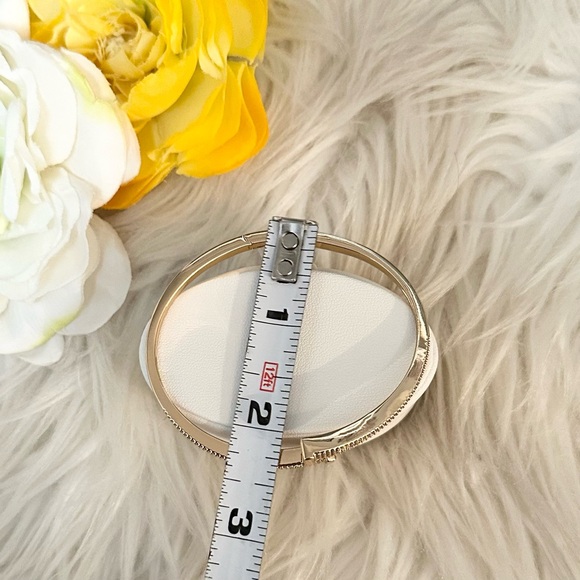 Gold Bangle Bracelet with Micro Pave Diamonds NEW! - Picture 12 of 12